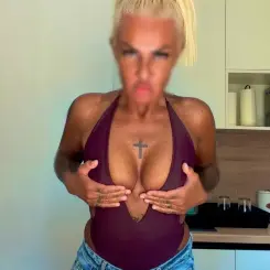 Niki masszőz extra vállalások profilkép