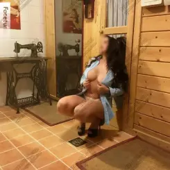 Alina, Szexpartner XIV. kerület, 22 év nő XIV. kerület Budapest Magyarország, +36306903340