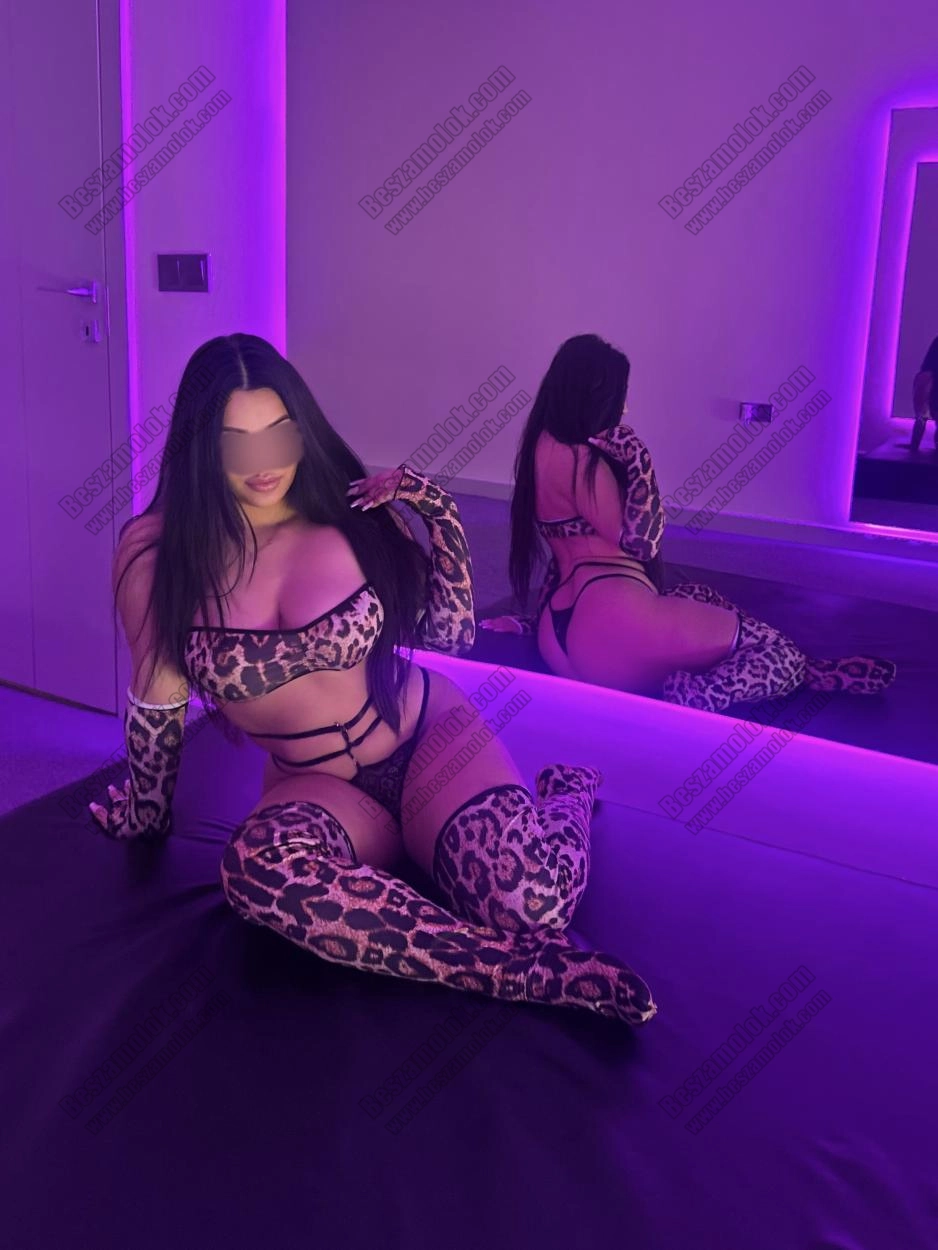Vanessa_Luxora - +36 30 562 0757 - nem csak masszazs foto
