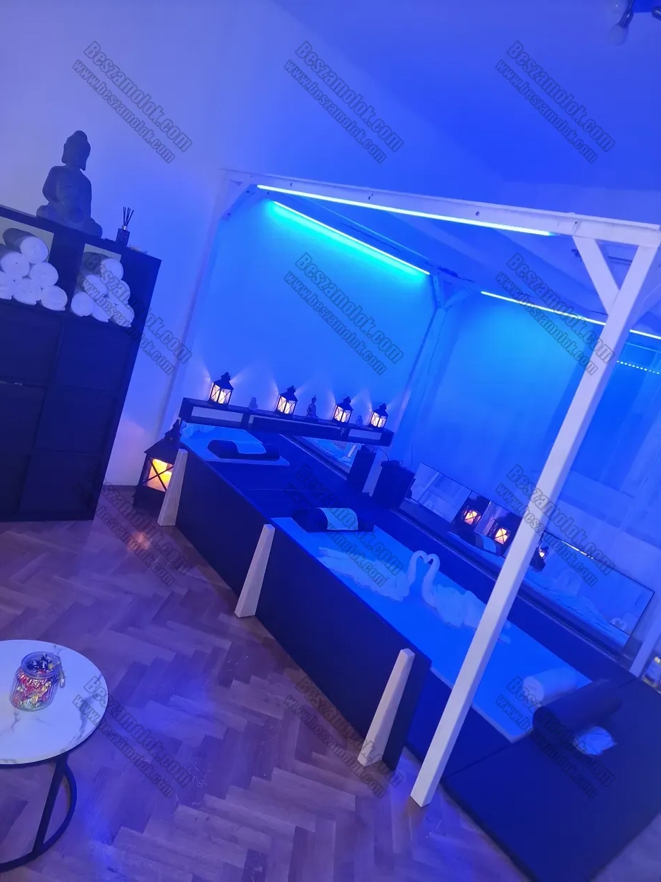 Laura - +36 30 267 3704 - nem csak masszazs foto